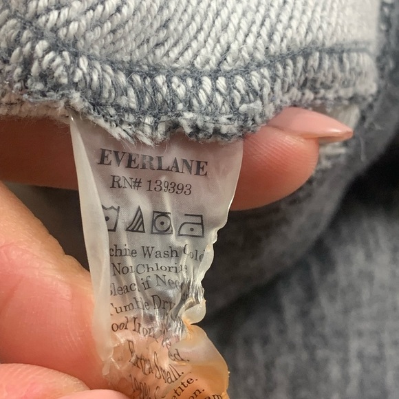 Everlane Grey Short Sleeve Crewneck Sweater - Picture 6 of 8